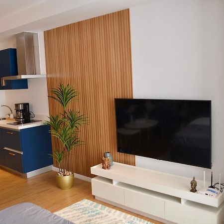 Luxxe Interior Design Condo - Novotel Residences At Acqua Private Residences Мандалуйонг Экстерьер фото